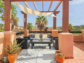 2 Bedroom Penthouse Casares Sol with sunny terrace, Casares